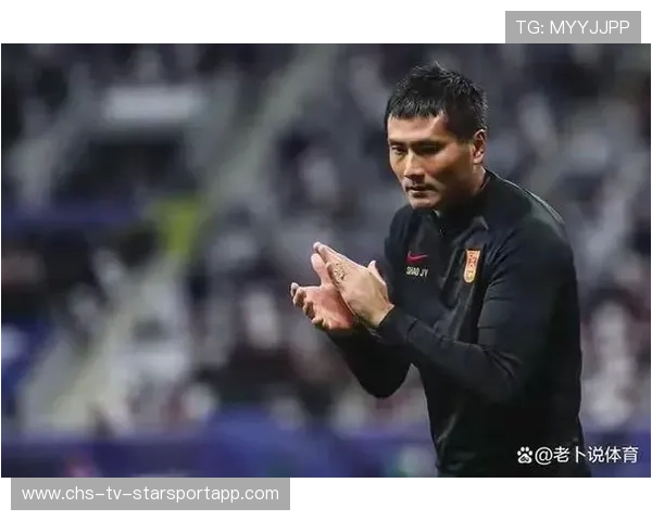 世界级门将深夜练习反应扑救，社媒称其“扑救机器”